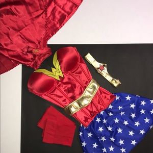 Wonder Woman Halloween Costume (M)
